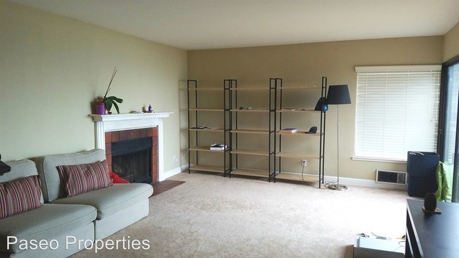 Building Photo - 480 Headlands Ct