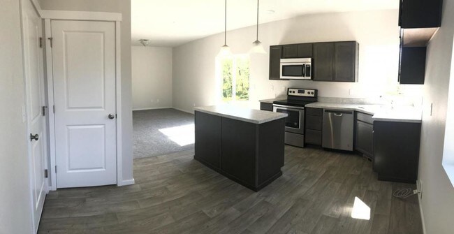 Foto del edificio - 301 Middleton Ct SE