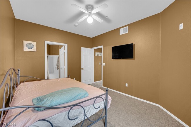 Building Photo - 7159 S Durango Dr
