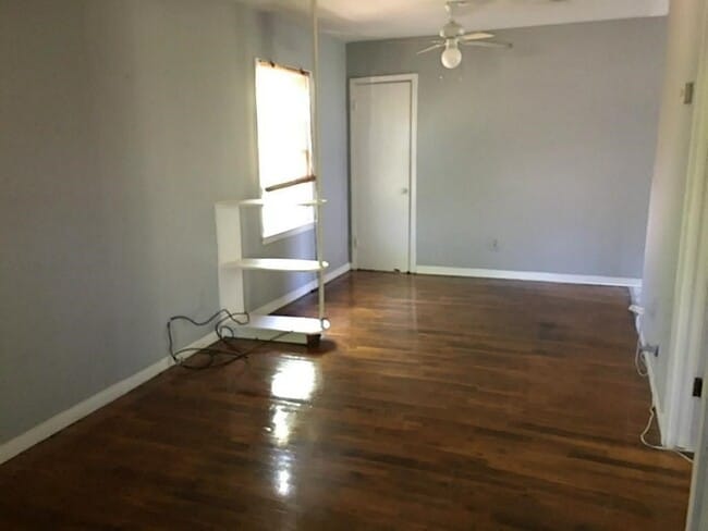 Building Photo - 417 Patterson St