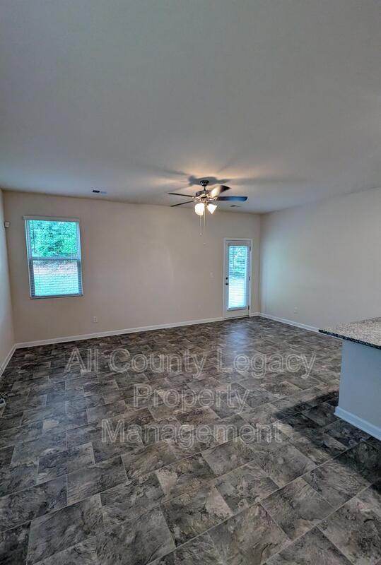 Building Photo - 185 Barshay Dr