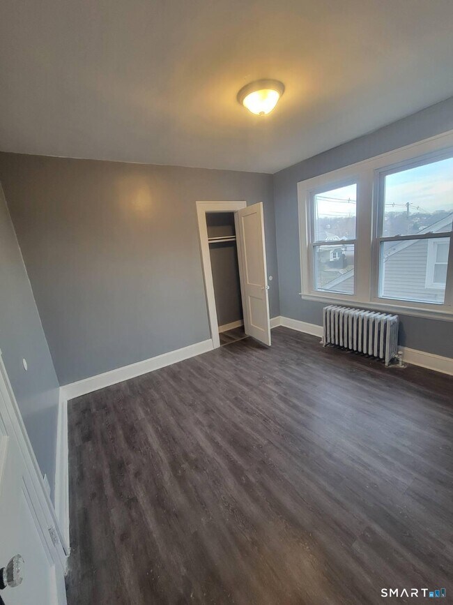 Foto del edificio - 117 Tudor St