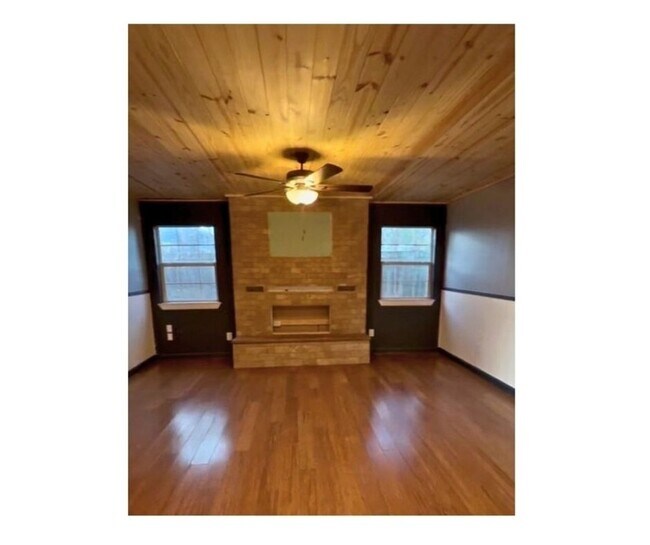 Building Photo - 159 McDougal Ave