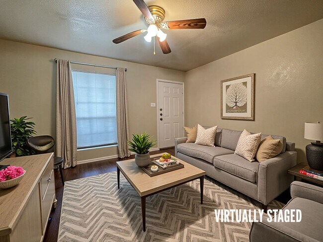 Foto del edificio - 1108 Leslie Cir