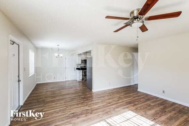 Foto del edificio - 7306 SW 3rd Ct
