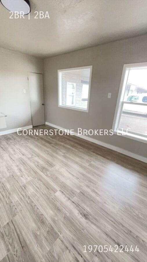 Building Photo - 1408 Edison St