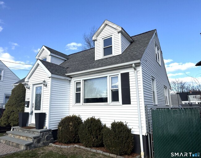 Foto del edificio - 1584 Madison Ave