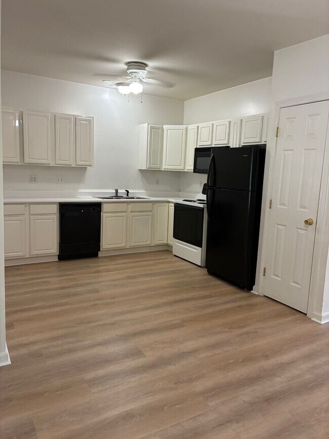 Foto del edificio - McKeon Park Apartments