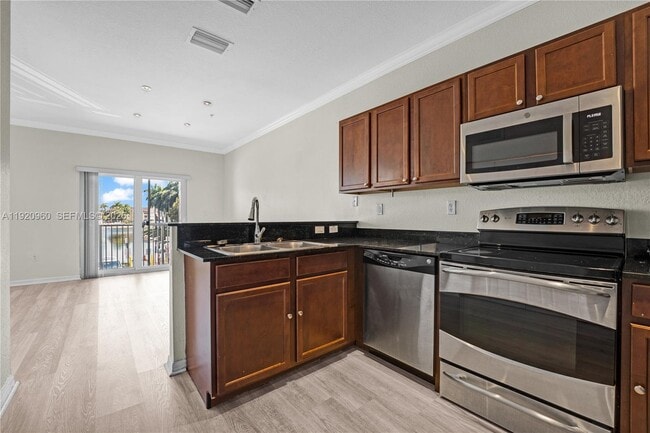 Foto del edificio - 10870 NW 88th Terrace