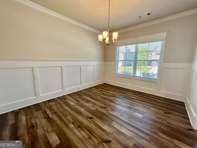 Foto del edificio - 1612 Dover Creek Ln