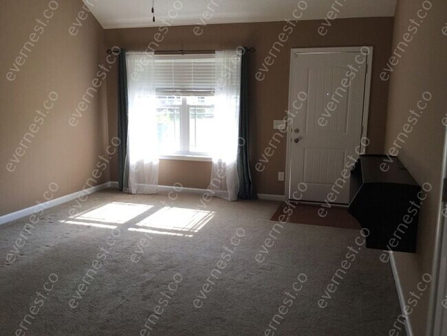 Building Photo - 2825 Painted Pony Dr