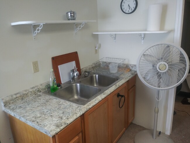 Foto del edificio - 2332 Elmwood Cir SE