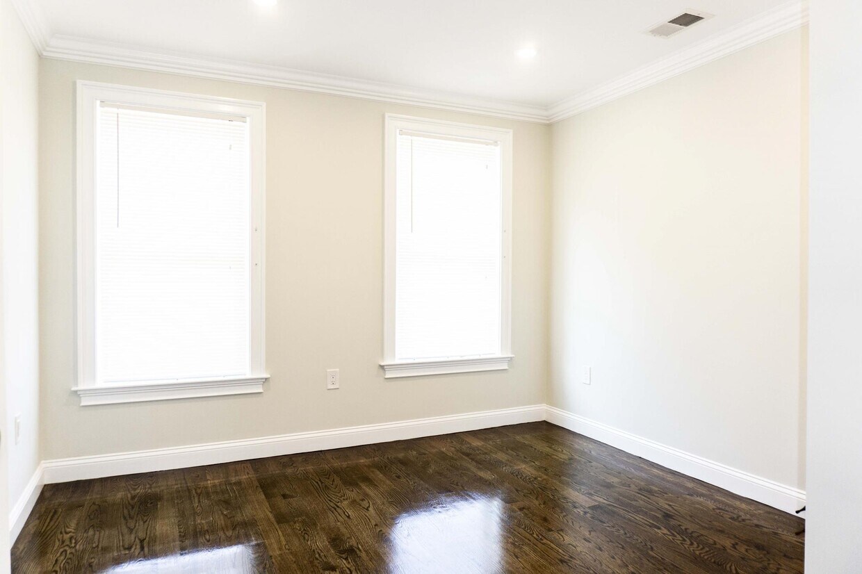 Foto del edificio - 37 W Walnut Park
