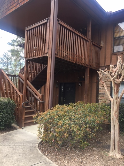 Building Photo - Condo In Beautiful Location