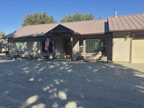 Building Photo - 39034 CA-41