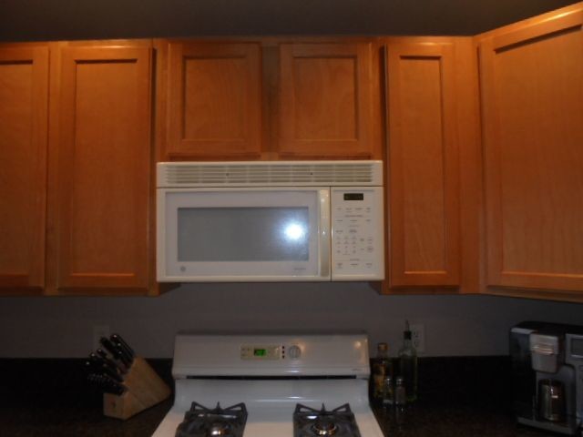 Building Photo - 4006 Ava Ln