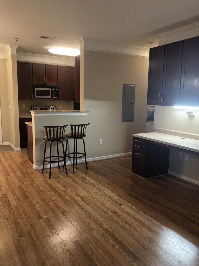 Building Photo - 1755 Central Park Rd