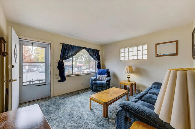 Foto del edificio - 4633 Morganford Rd