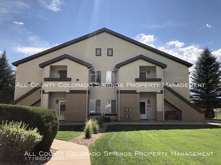 Primary Photo - 4008 Riviera Grove #103
