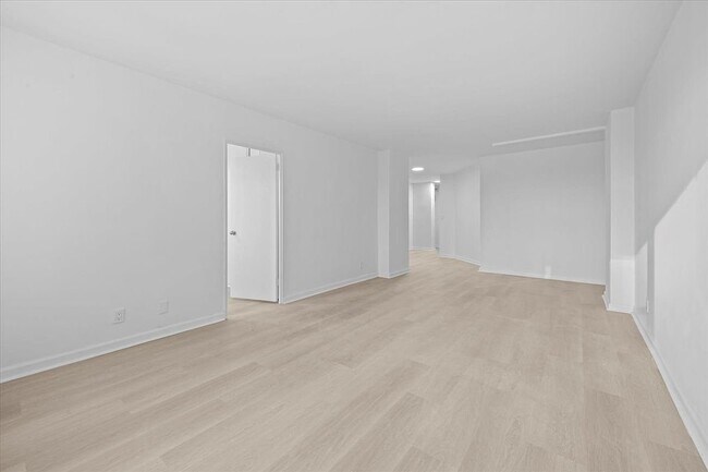 Foto del edificio - 5700 Arlington Ave