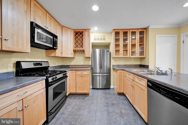 Foto del edificio - 1337 Kearny St NE