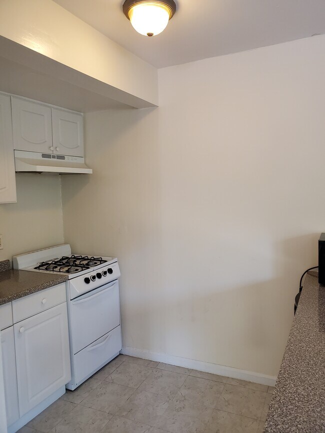 Foto del edificio - 3030 Edwin Ave