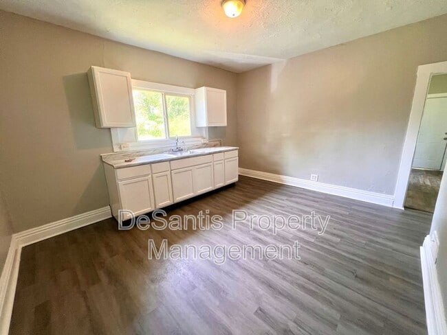 Foto del edificio - 901 N Ashland Ave