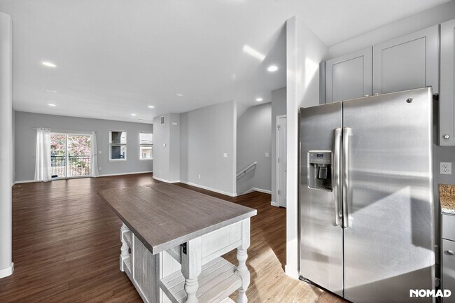 Foto del edificio - 11250 Florence St