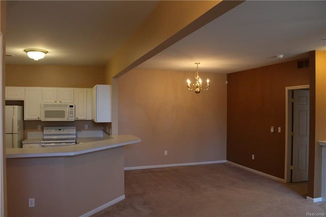 Building Photo - 20106 Chesapeake Cir