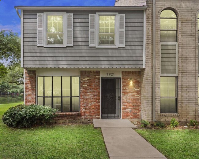 Foto del edificio - 7921 Knight Rd