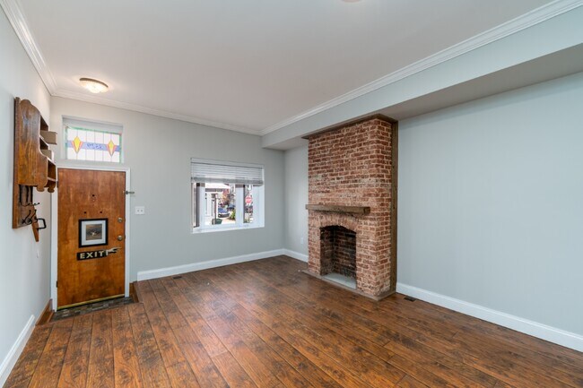 Living room 2 - 3529 Gough St