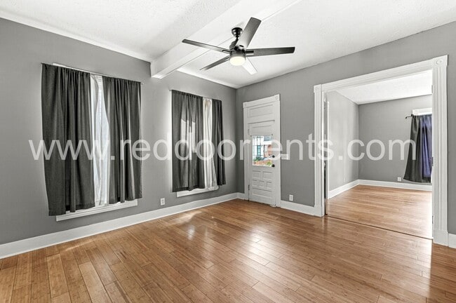 Building Photo - 2037 Bellefontaine St