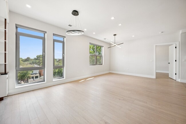 Foto del edificio - 900 11th St SE