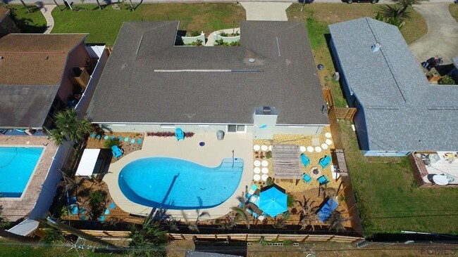 Building Photo - 22 Surfside Dr