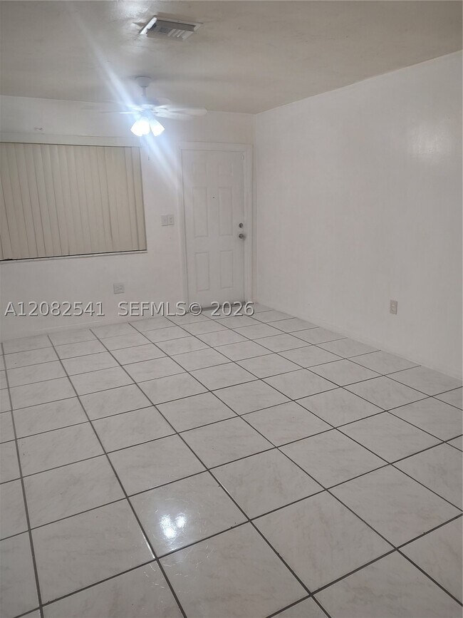 Building Photo - 7655 Venetian St