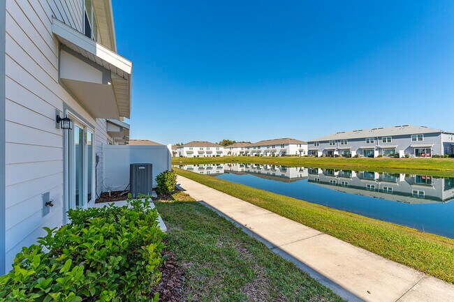 Foto del edificio - 4758 Kissimmee