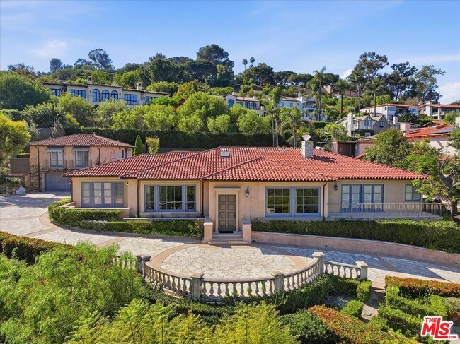 Foto del edificio - 6460 Via Colinita