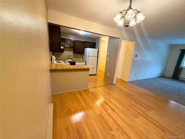 Foto del edificio - 11 Patterson Village Ct