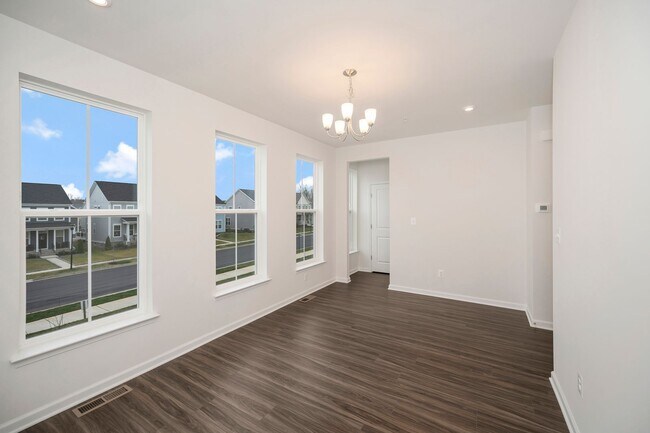 Foto del edificio - Great Townhome in Embrey Mill