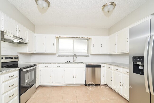 Foto del edificio - 3305 E Park Blvd
