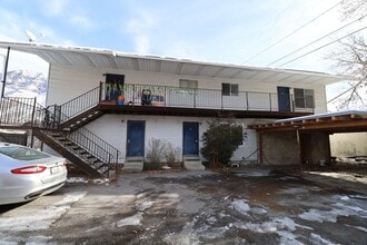 Building Photo - 34 N 400 E