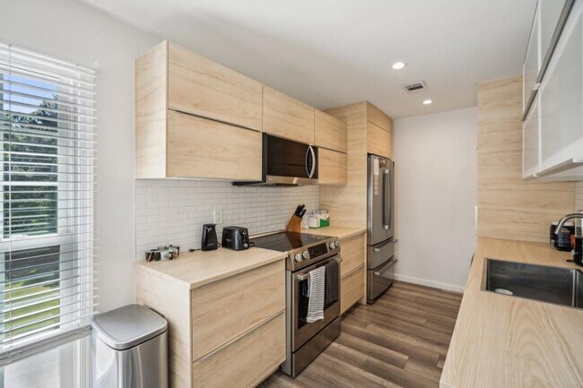 Foto del edificio - 1166 Booth Rd