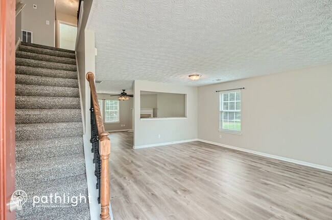 Building Photo - 5251 Miranda Way