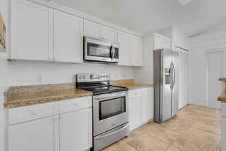 Building Photo - 4355 Leicester Ct