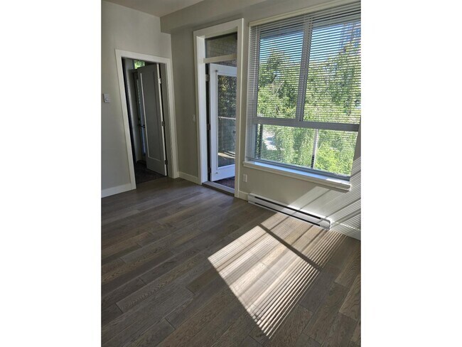 Photo du bâtiment - 3090 Gladwin Rd