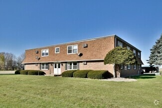 Building Photo - 46W975 Main St