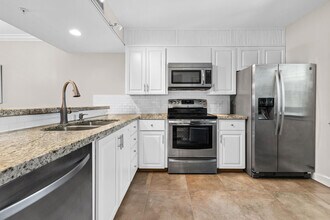 Building Photo - 1501 Marina Isle Way