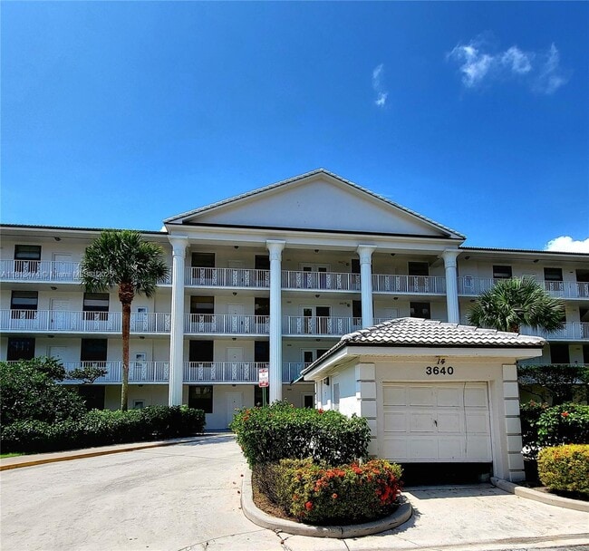 Building Photo - 3640 Whitehall Dr