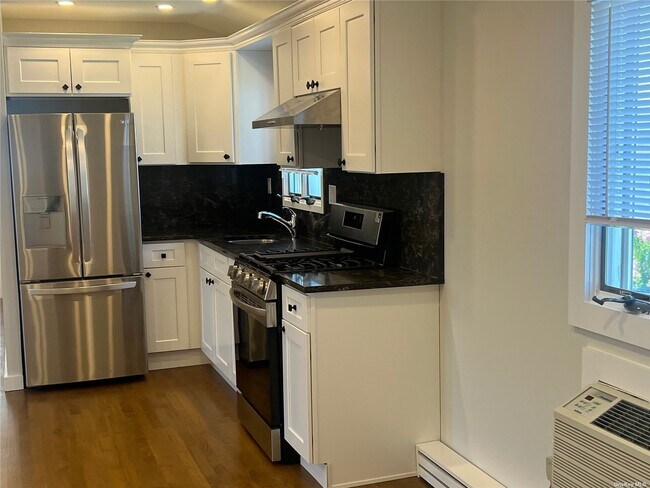 Foto del edificio - 158-14 103rd St