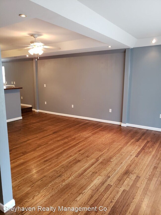 Foto del edificio - 4 br, 1.5 bath House - 3366 Whitney Street